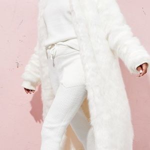 White Cozy Sweatsuit